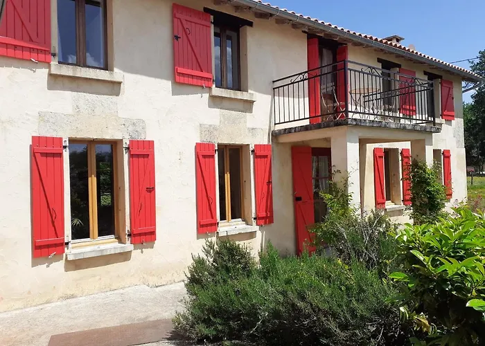 Maison Charentaise * Les Essards (Charente)